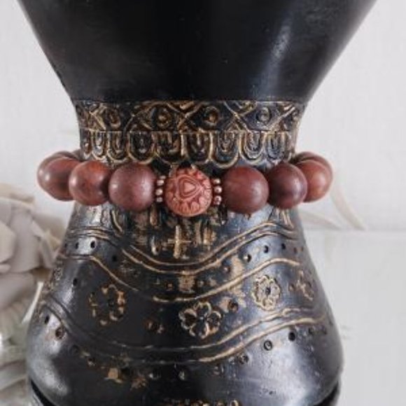 Stretch Bracelet~Sandalwood & Sandstone~ Truth & Discernment - Picture 2 of 6